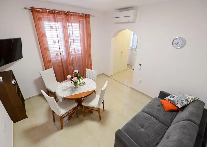 Apartment Rocky I